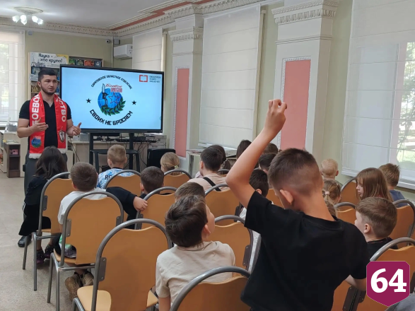 Ветеран рассказал саратовским школьникам об испытаниях на передовой